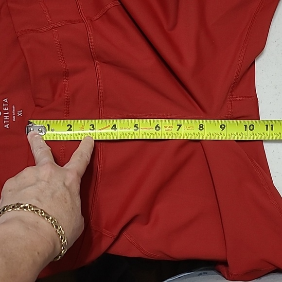 Athleta women's Rust Colored Capri leggings with Sheer Patches size XL - Picture 11 of 11